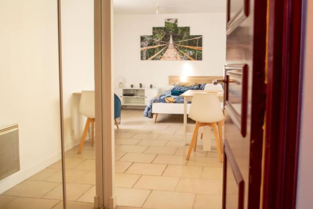 Studio Cosy Tv Wifi Confortable Et Chaleureux Gaillon Exteriér fotografie